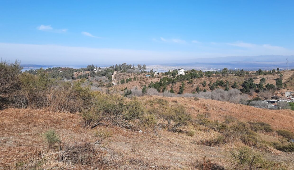 ESPECTACULARES VISTAS AL LAGO LOS MOLINOS