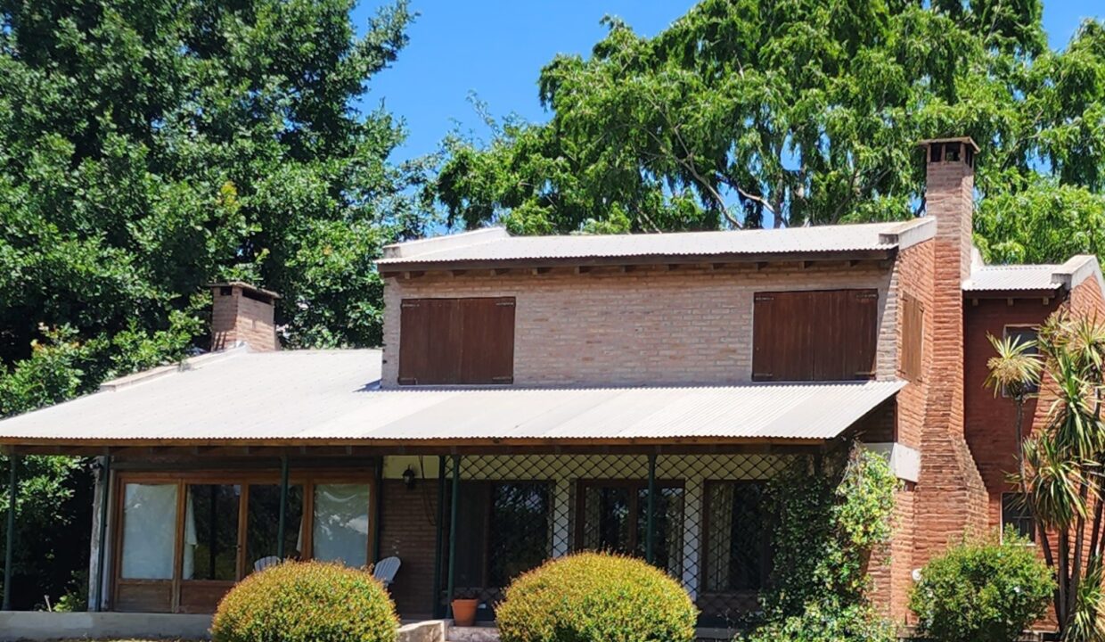 2 INMOBILIARIA GRUPO A3 CASA POTRERO DE GARAY 838