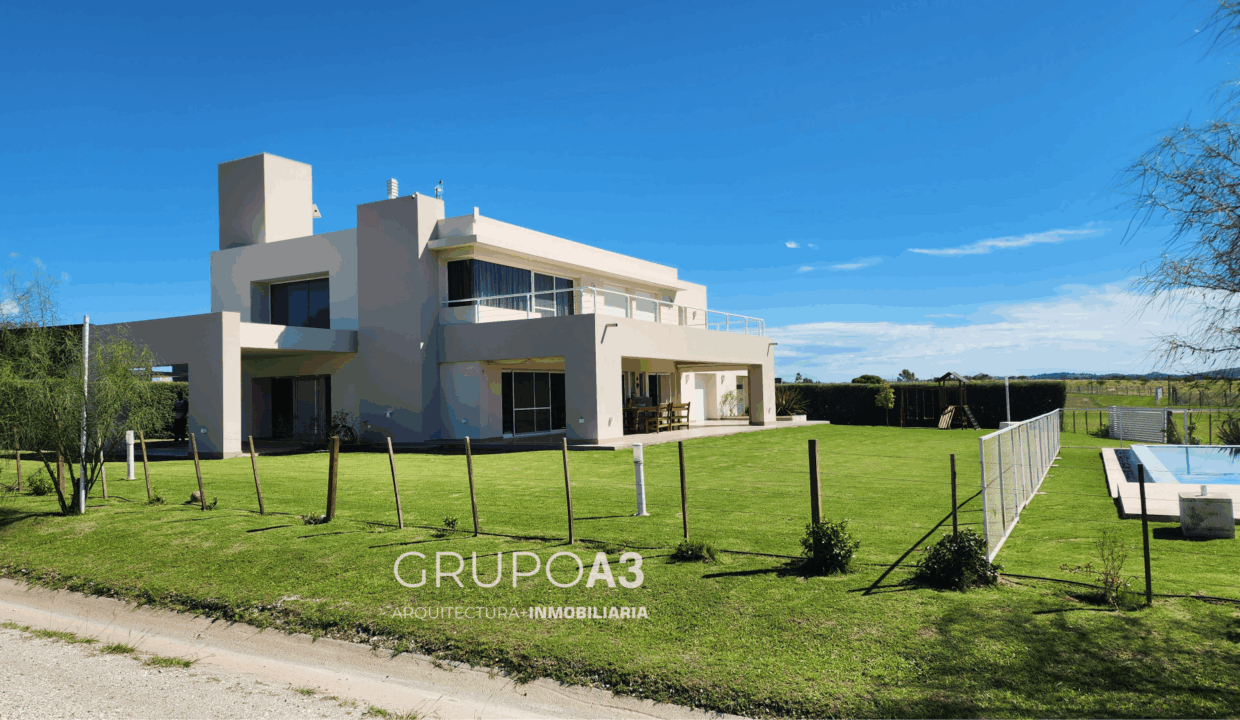 INMOBILIARIA GRUPO A3 CASAS POTRERO DE GARAY 860 02