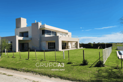 INMOBILIARIA GRUPO A3 CASAS POTRERO DE GARAY 860 02