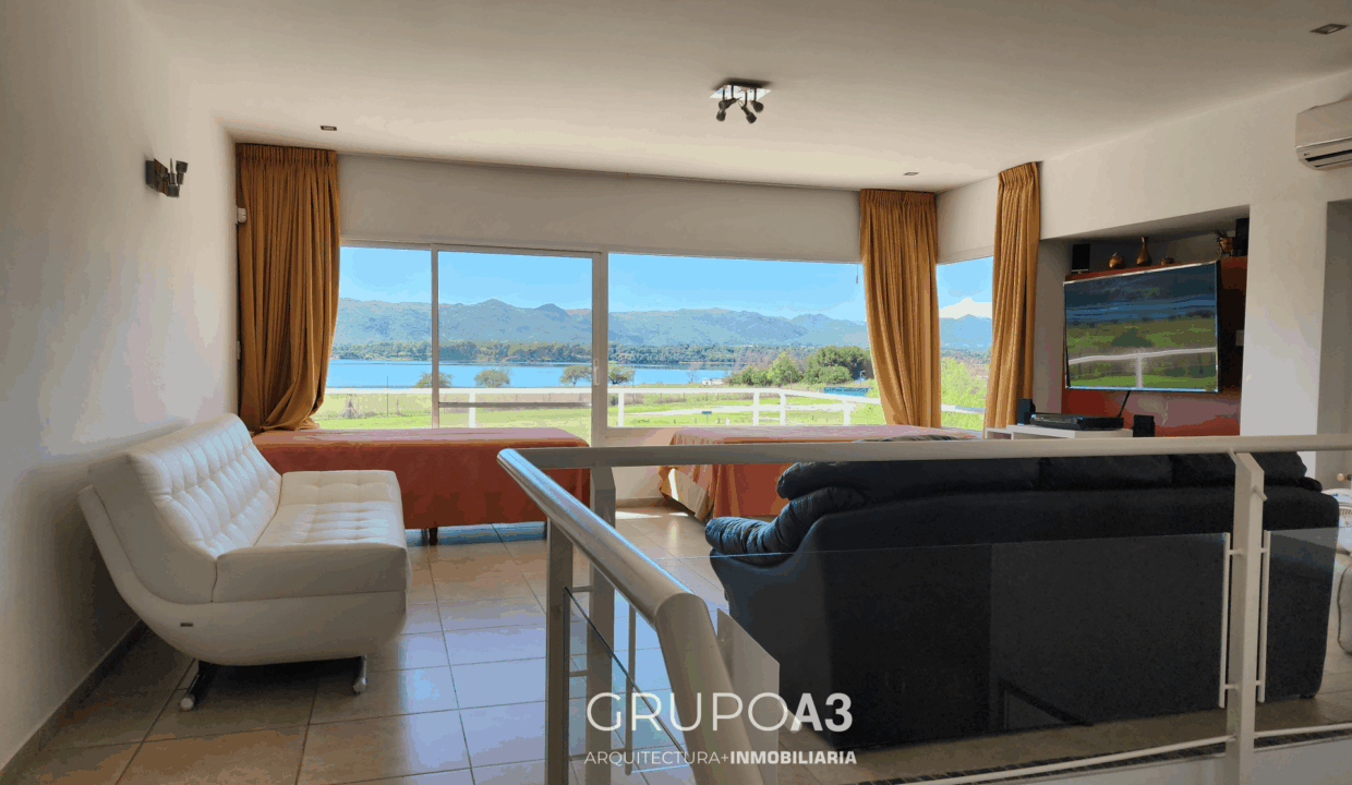 INMOBILIARIA GRUPO A3 CASAS POTRERO DE GARAY 860 08